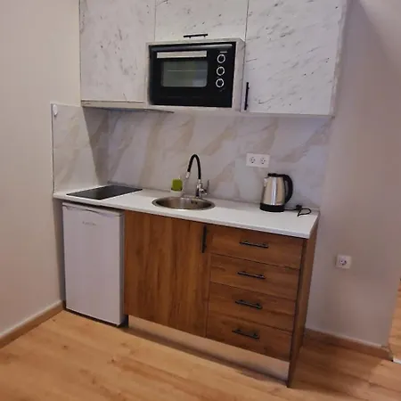 Luxury C3 - Center Tesalónica